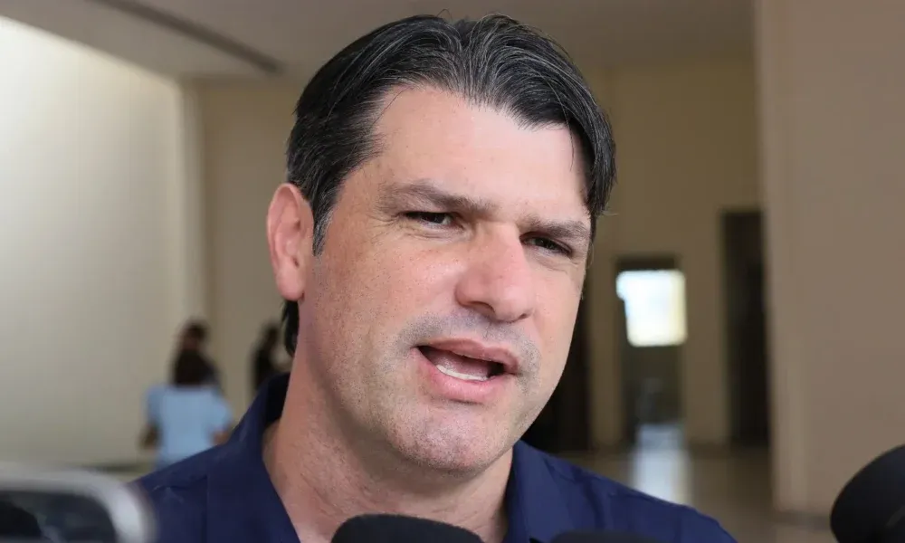Leo Bezerra sinaliza abertura para diálogo institucional com Lucas Ribeiro