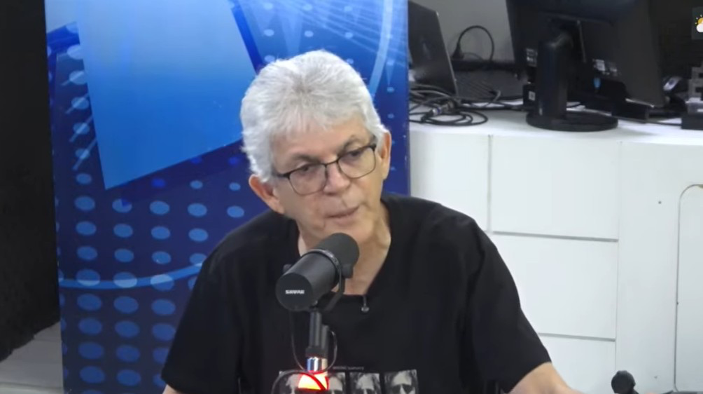 Ricardo Coutinho condiciona apoio a Hugo Motta na Câmara a direcionamento de Lula