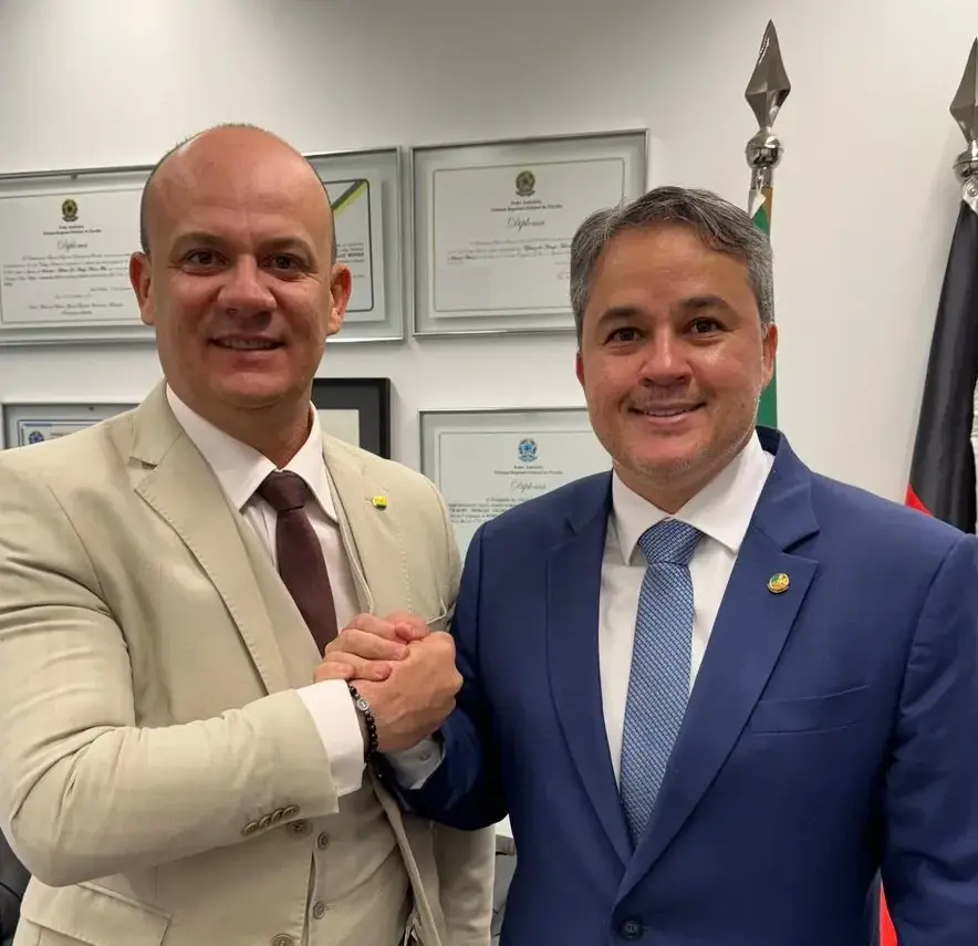 Efraim Filho avalia Cabo Gilberto como nome legítimo do PL para a Prefeitura de João Pessoa em 2028
