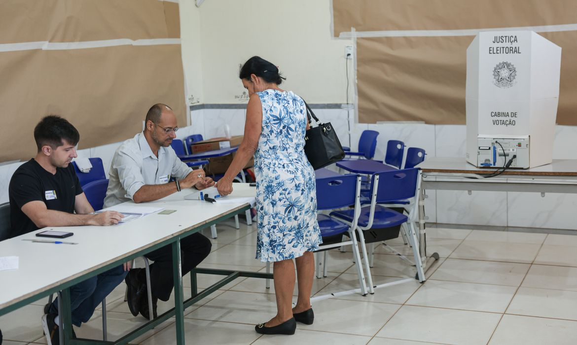 Idosas mobilizam comunidades rurais e lideram movimento contra abstenção eleitoral