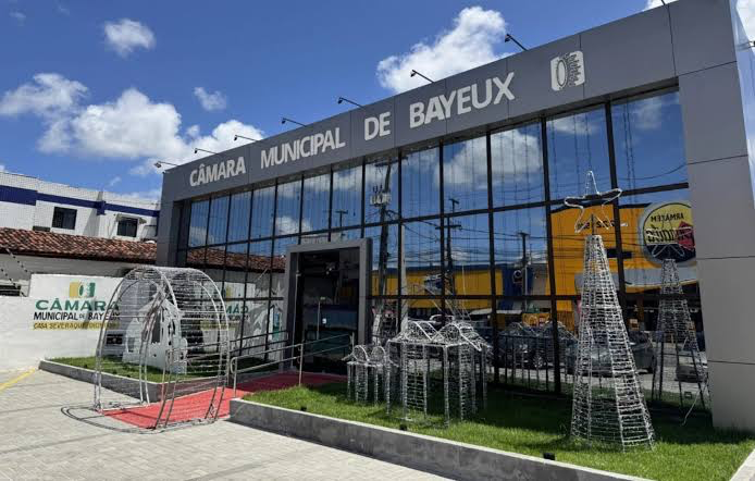 Disputa pela Mesa Diretora da Câmara de Bayeux se acirra após impasse e denúncias de pressão