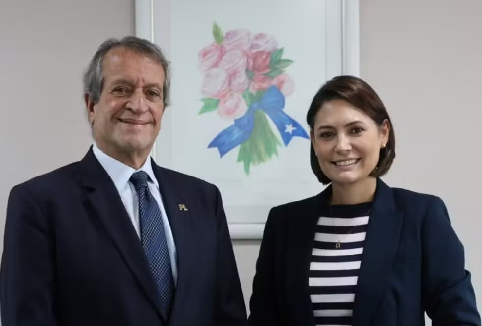 Valdemar Costa Neto e Michelle Bolsonaro alinham rumos do PL após cenário eleitoral