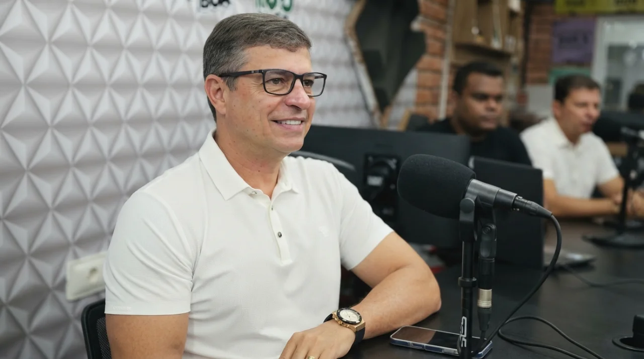 Após ter candidatura barrada pelo TRE-PB, Vitor Hugo critica decisão e aponta inversão de valores
