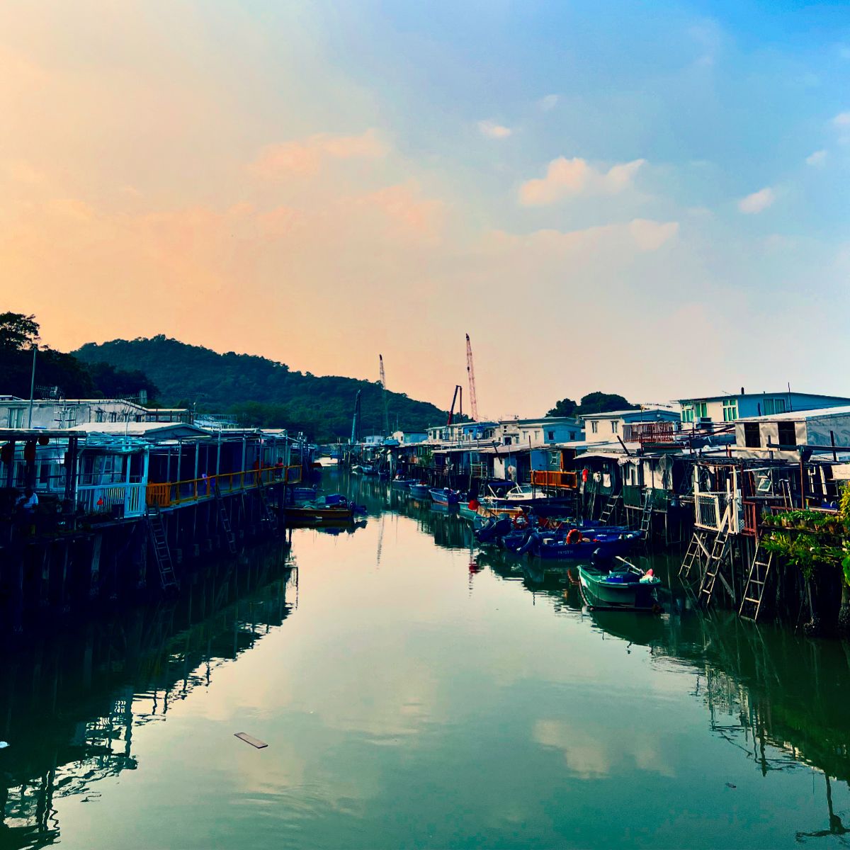 Adapting to the Tides: The Structural Genius of Tai O