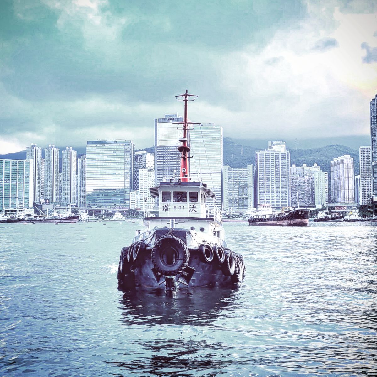 Harbor Heartbeat: Hong Kong Tugboat Vibes