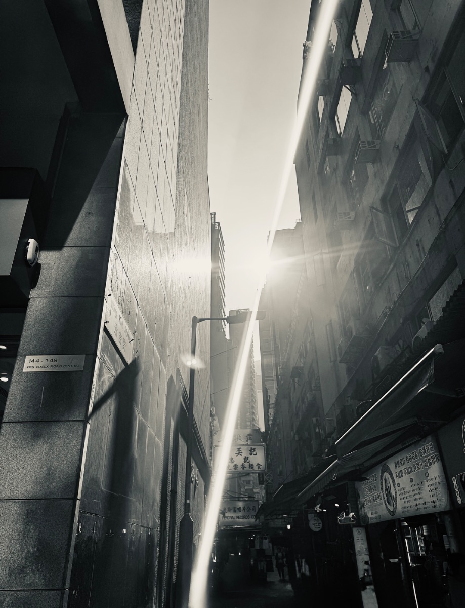 Chasing Light in the Alleyways
