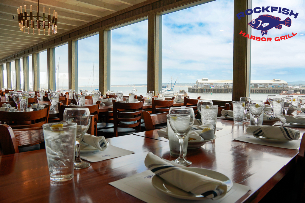 Group Dining a Rockfish Harbor Grill
