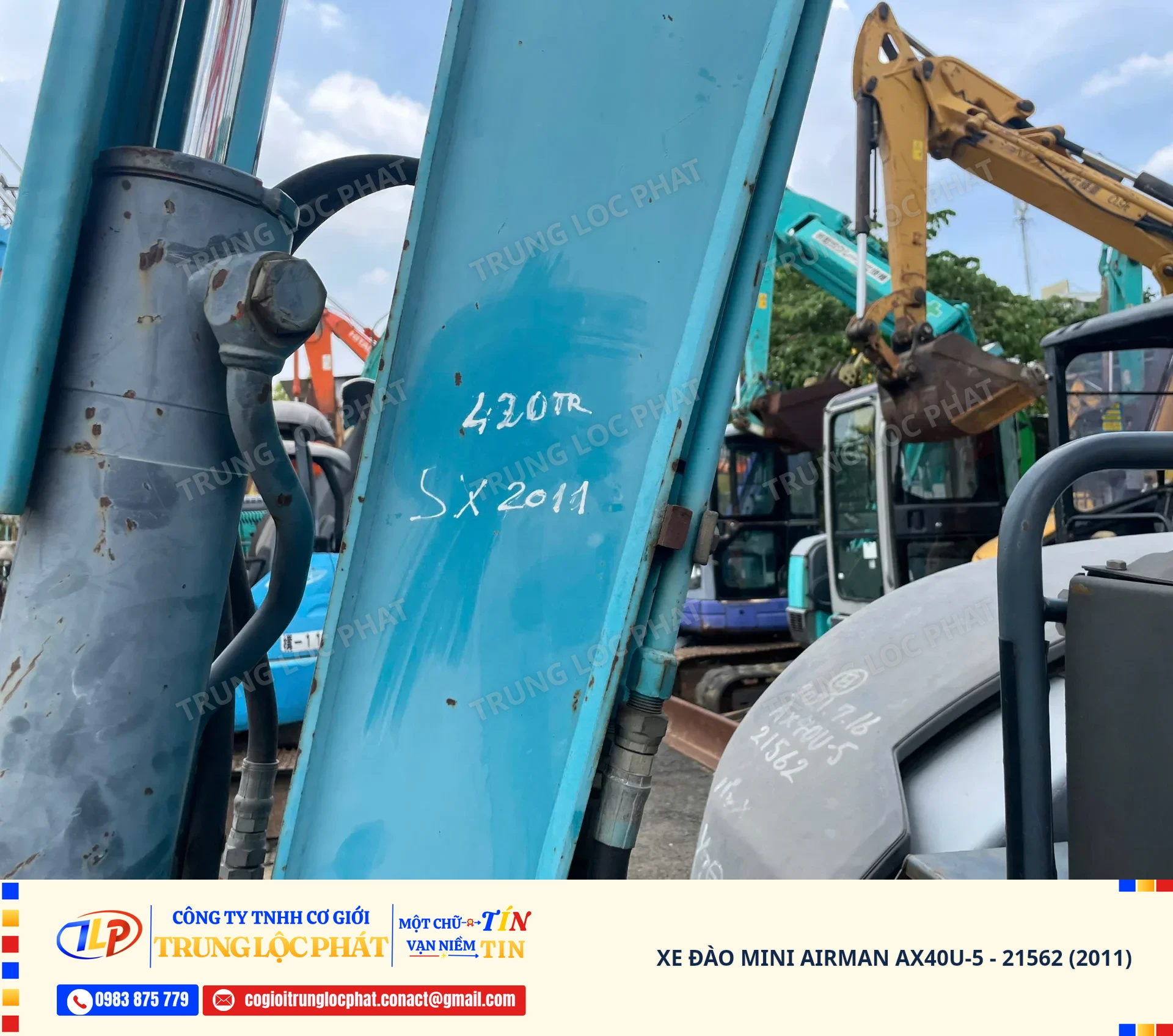 Xe đào bánh xích Airman AX40U-5 chính hãng chất lượng cao - 33