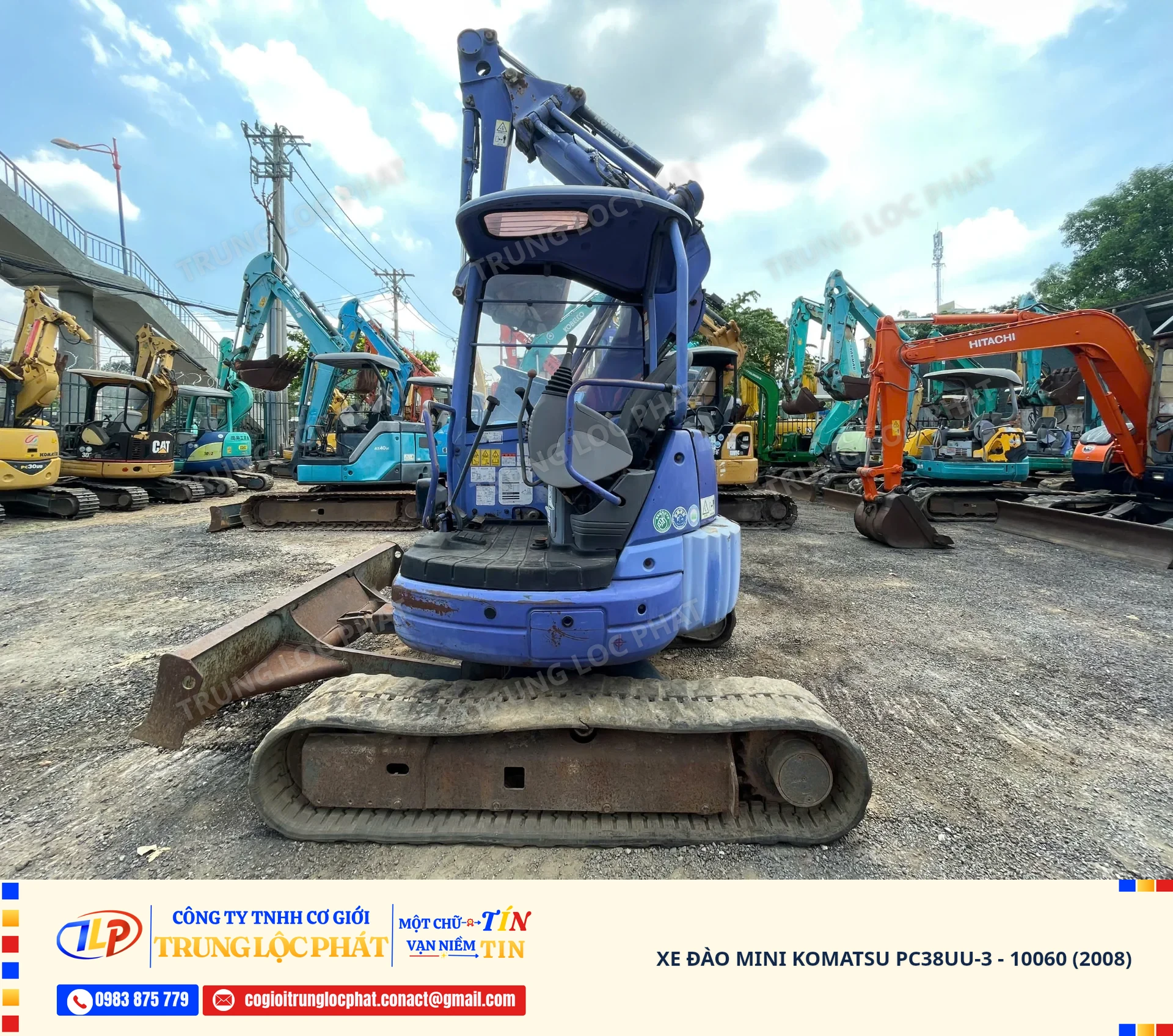 Xe đào bánh xích Komatsu PC38UU-3 chính hãng chất lượng cao - 1