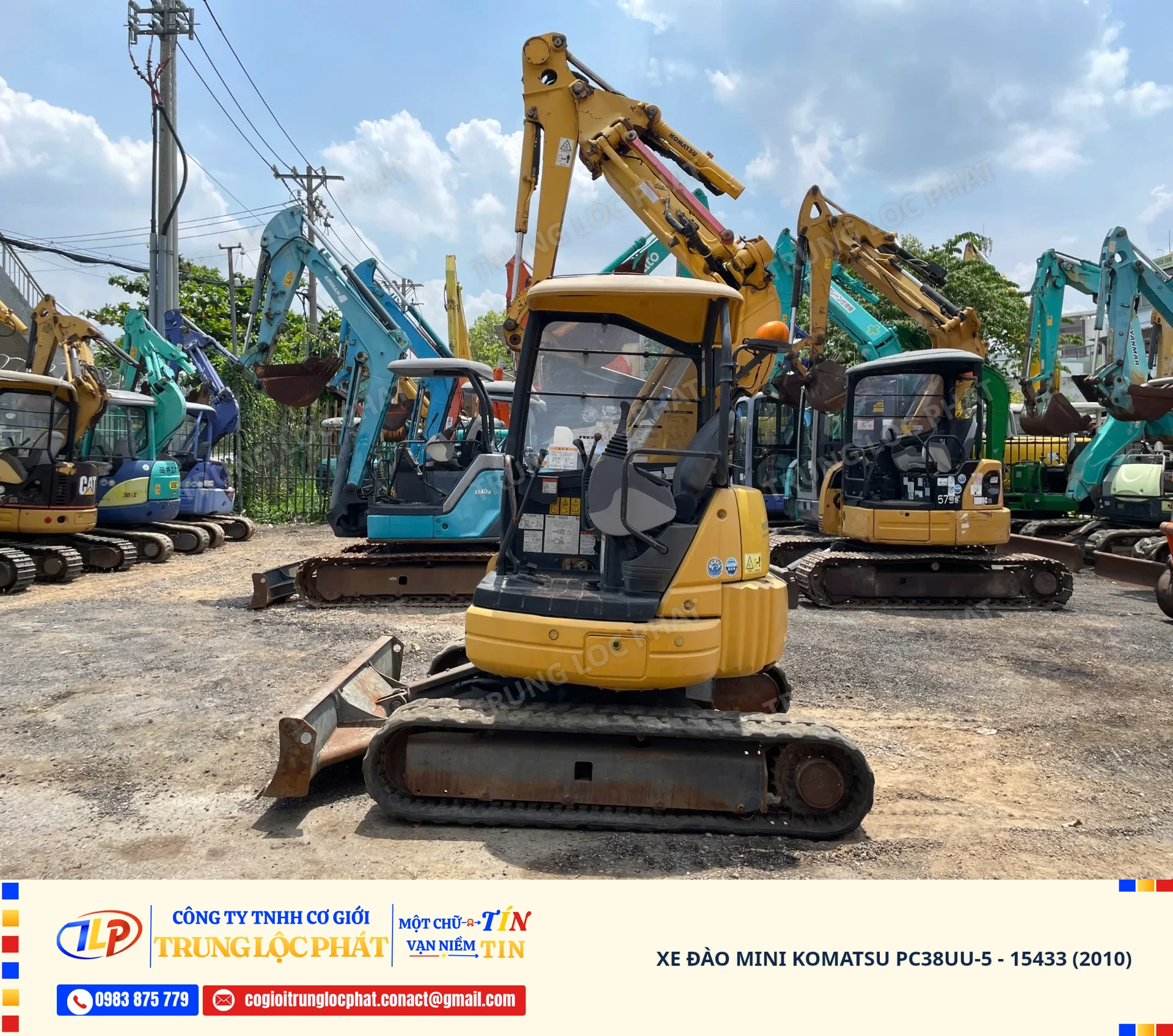 Xe đào bánh xích Komatsu PC38UU-5 chính hãng chất lượng cao - 1