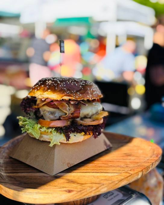 Street food praha, nejlepší místa a festivaly 