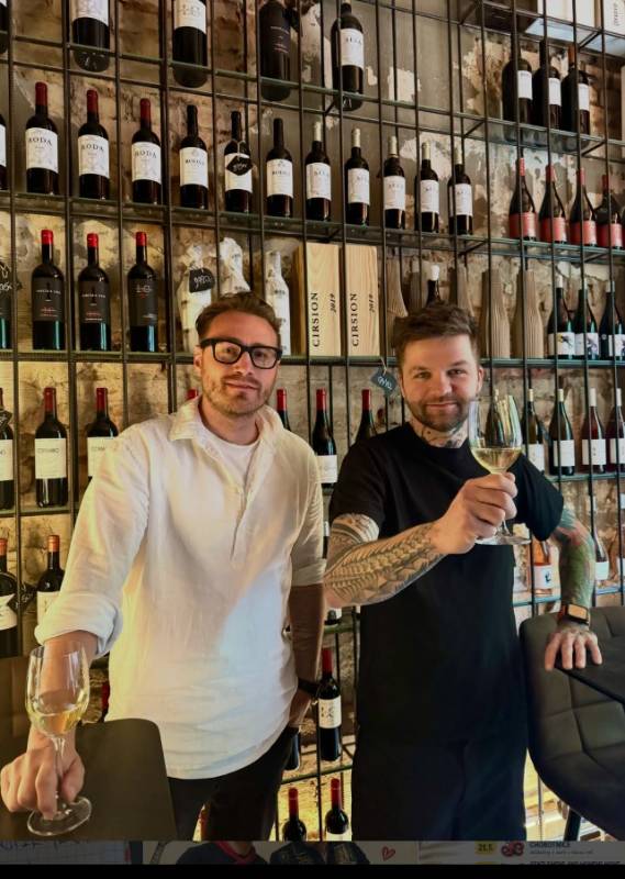 Bistro Cava
