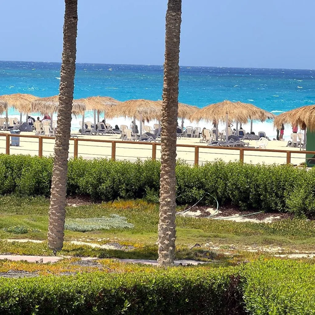 For rent: Entire villa, first row by the sea, Amwaj, North Coast.