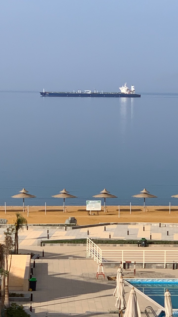 Luxury chalet with a sea view, swimming pool, and water park – Ain Sokhna