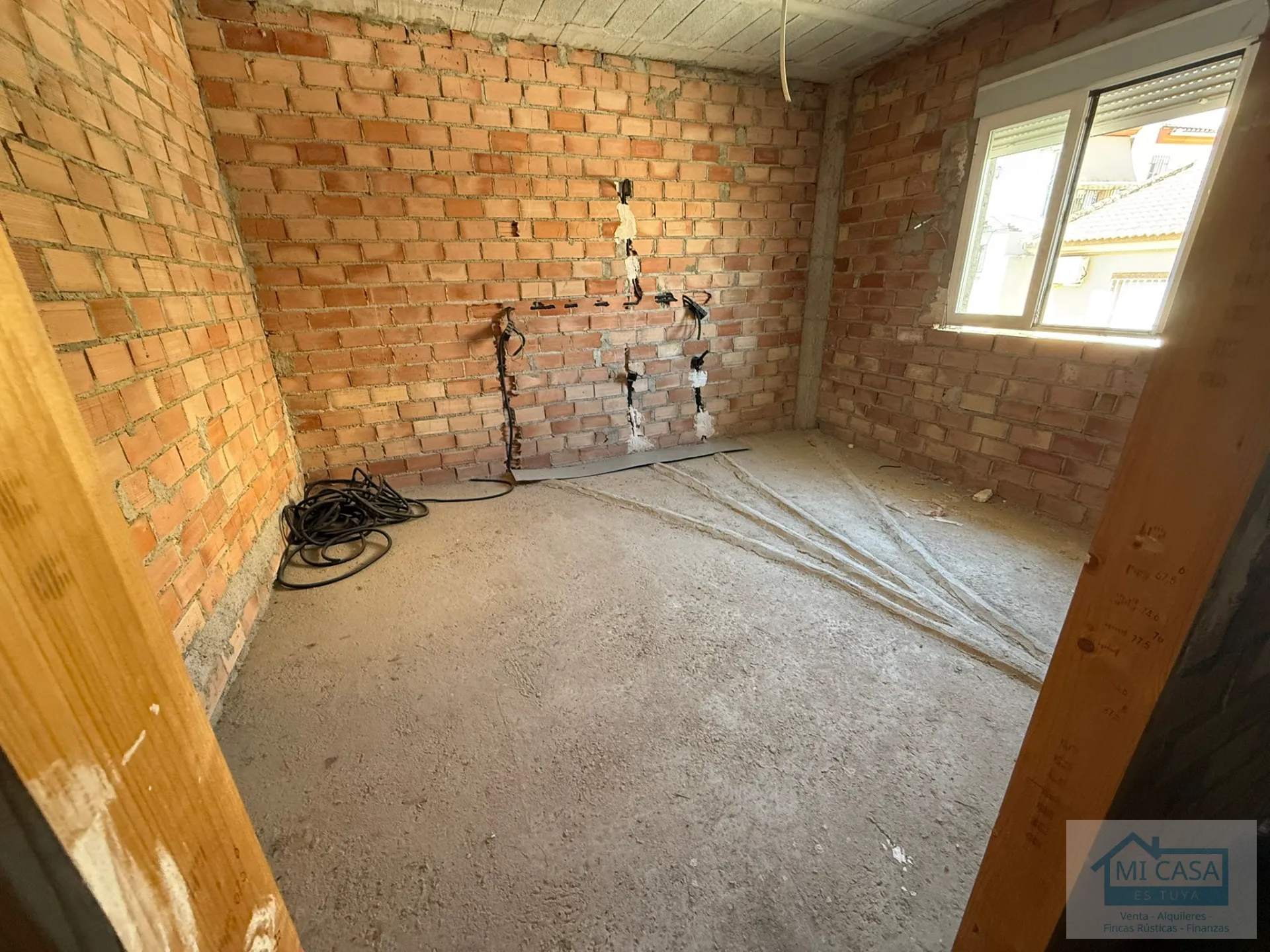 SE VENDE VIVIENDA IDEAL TERMINALA A TU GUSTO - foto 3 de 12 (Láchar)