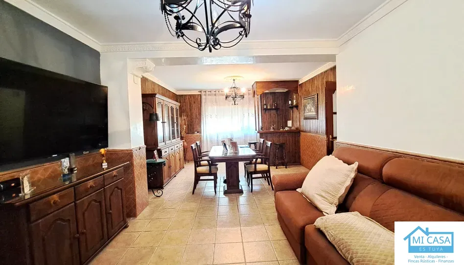 Casa adosada en venta en Avenida de Andalucía, 1, Fuente Vaqueros, Granada - foto 1 de 5 (Fuente Vaqueros)