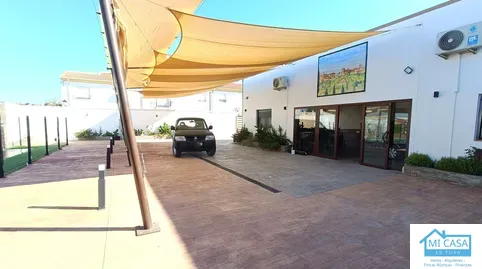 Local en venta en Avenida Andalucia de Tajarja, Chimeneas - foto 2 de 5 (Chimeneas)