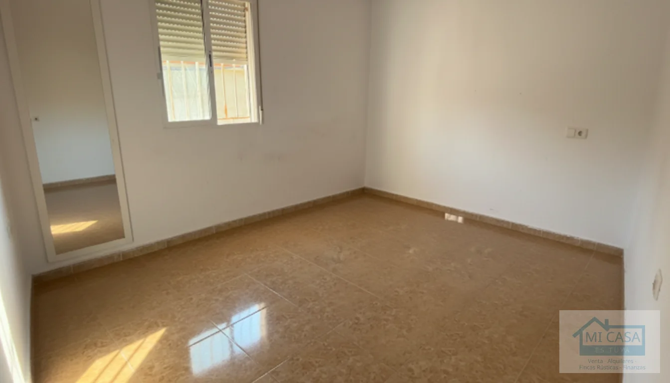 OPORTUNIDAD CASA EN LACHAR - foto 2 de 7 (Láchar)