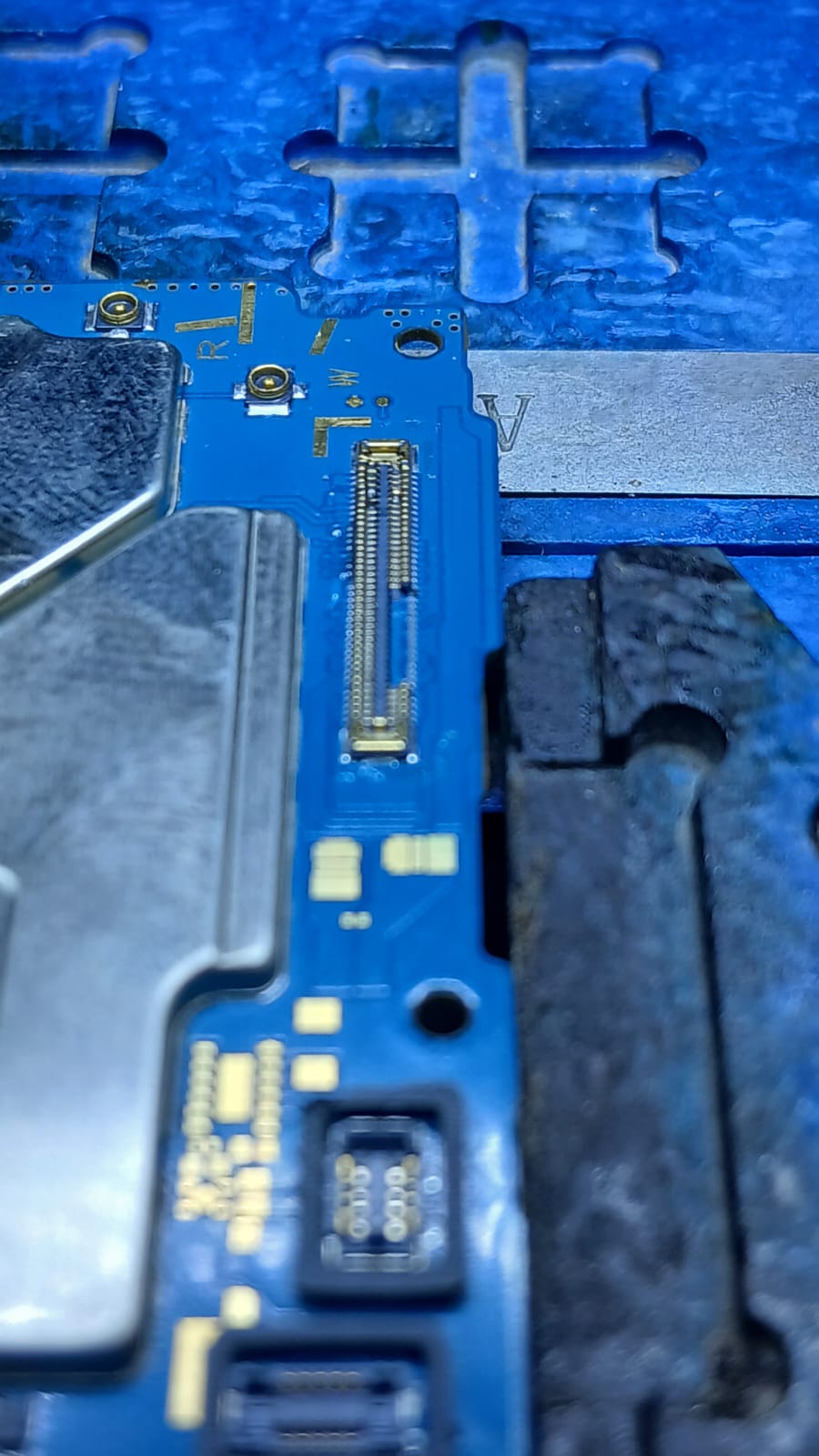 iPhone 13 — Dead Logic Board, Zero Power Draw