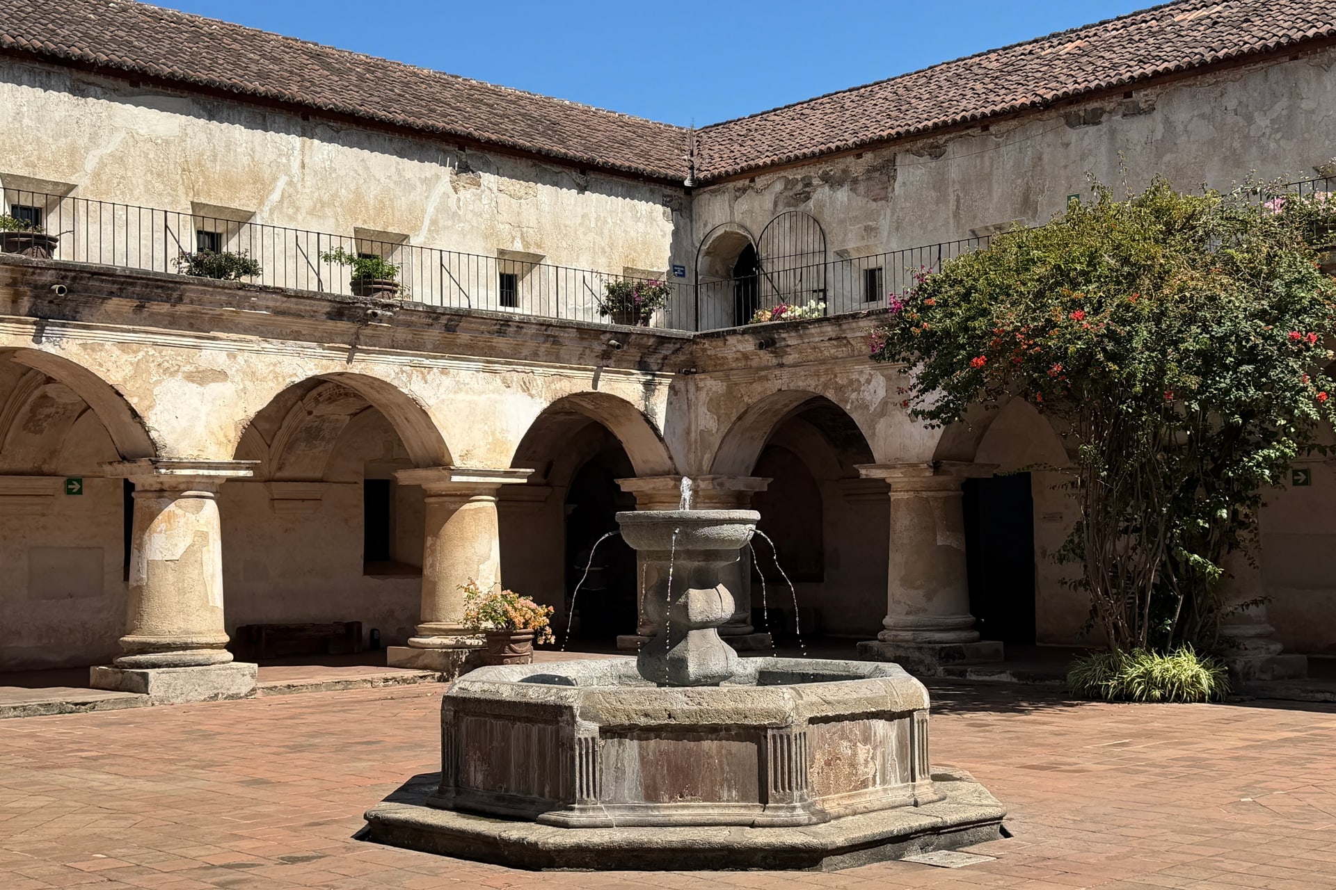 El Convento de Capuchinas, La Antigua Guatemala, Guatemala