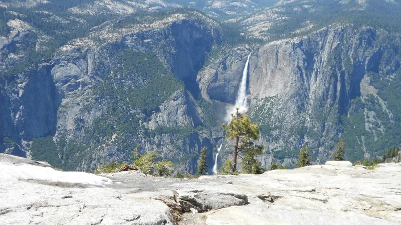Sentinel Dome con Yosemite Valley completo