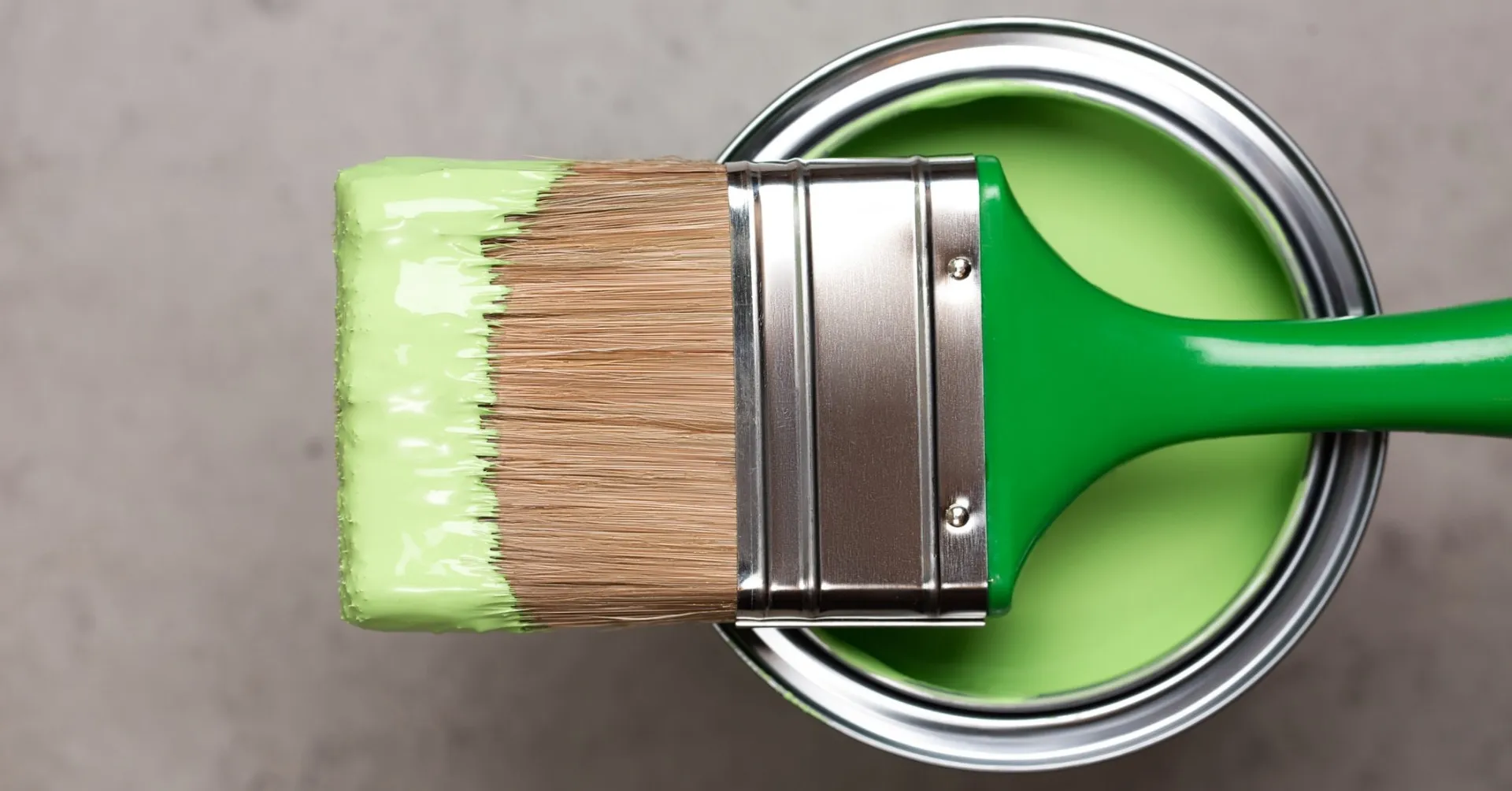 Eco-Friendly Paint Options for a Sustainable Holiday