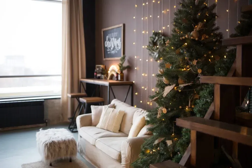 Holiday Painting Tips for a Festive Home