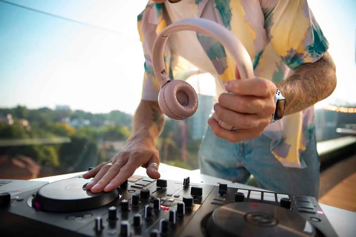 Professional DJ & Kids’ Entertainers