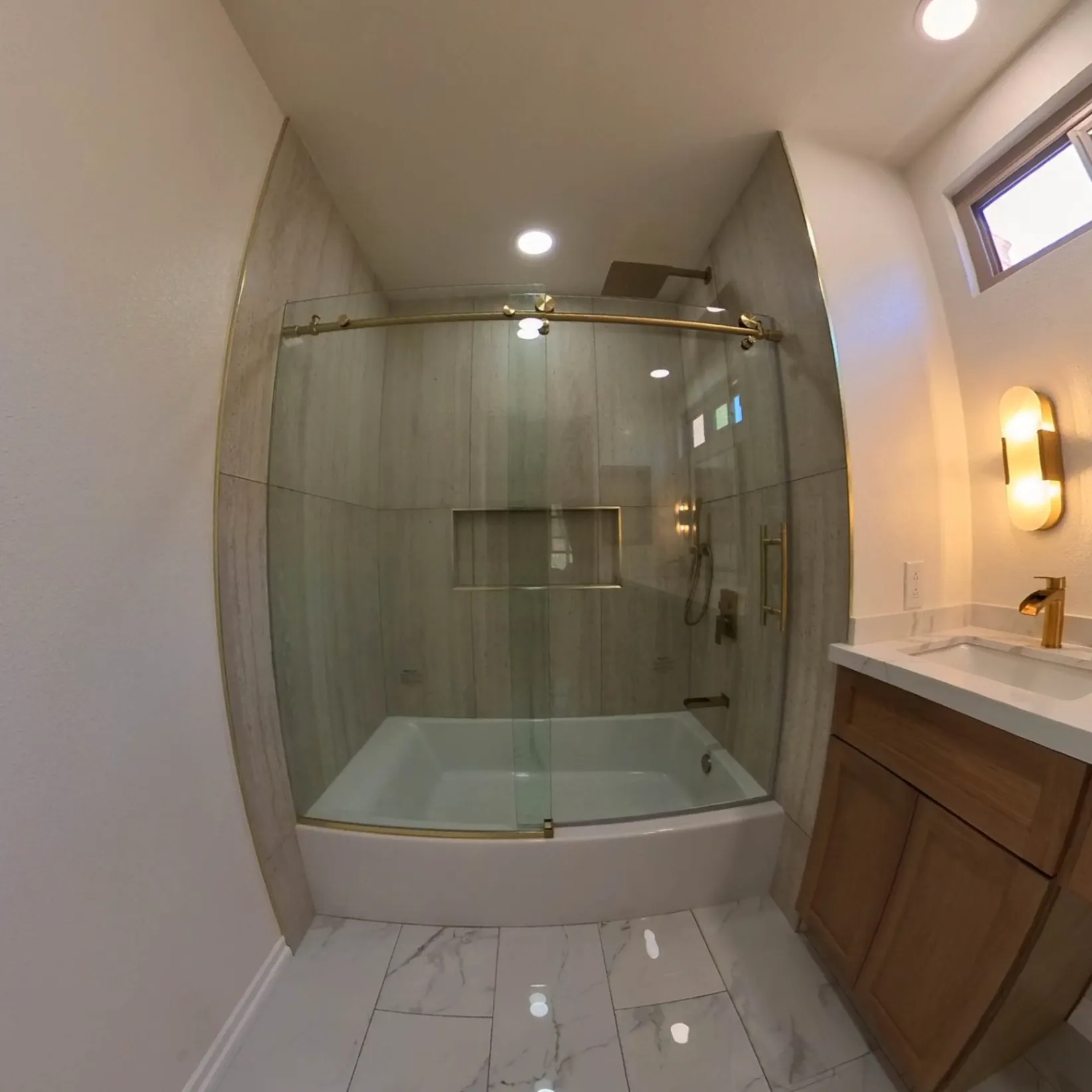 Gallery image 350