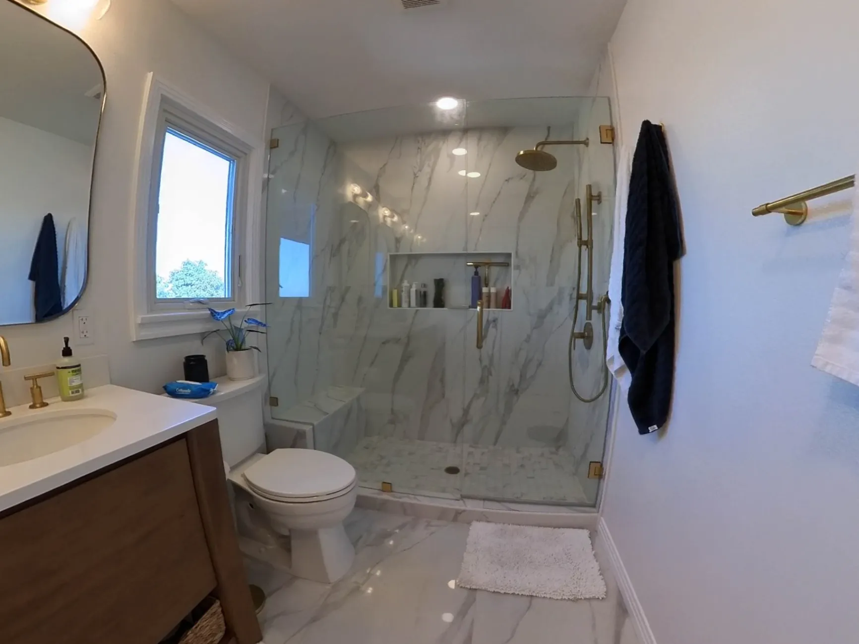Gallery image 352