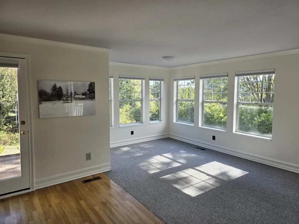 Gallery image 0