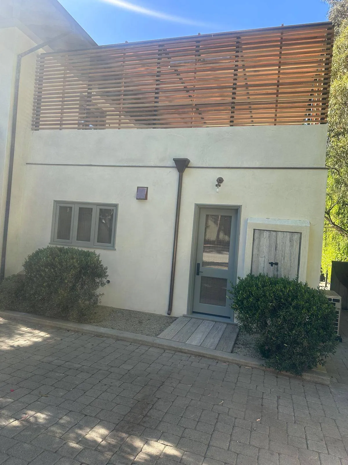 Gallery image 16