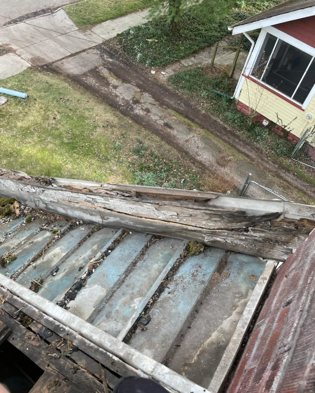 Veloz Roofing LLC