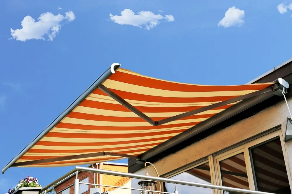 Services Awnings Instllation