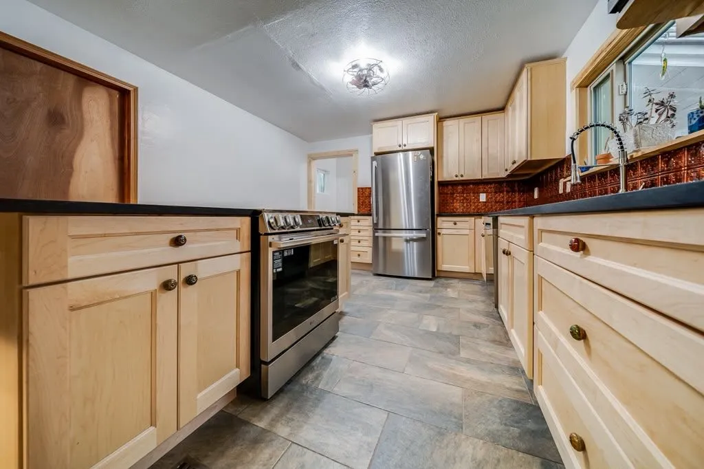 Gallery image 10