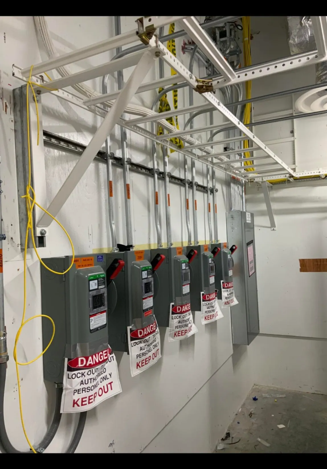 Services Staff assistance for projects with immediate personnel