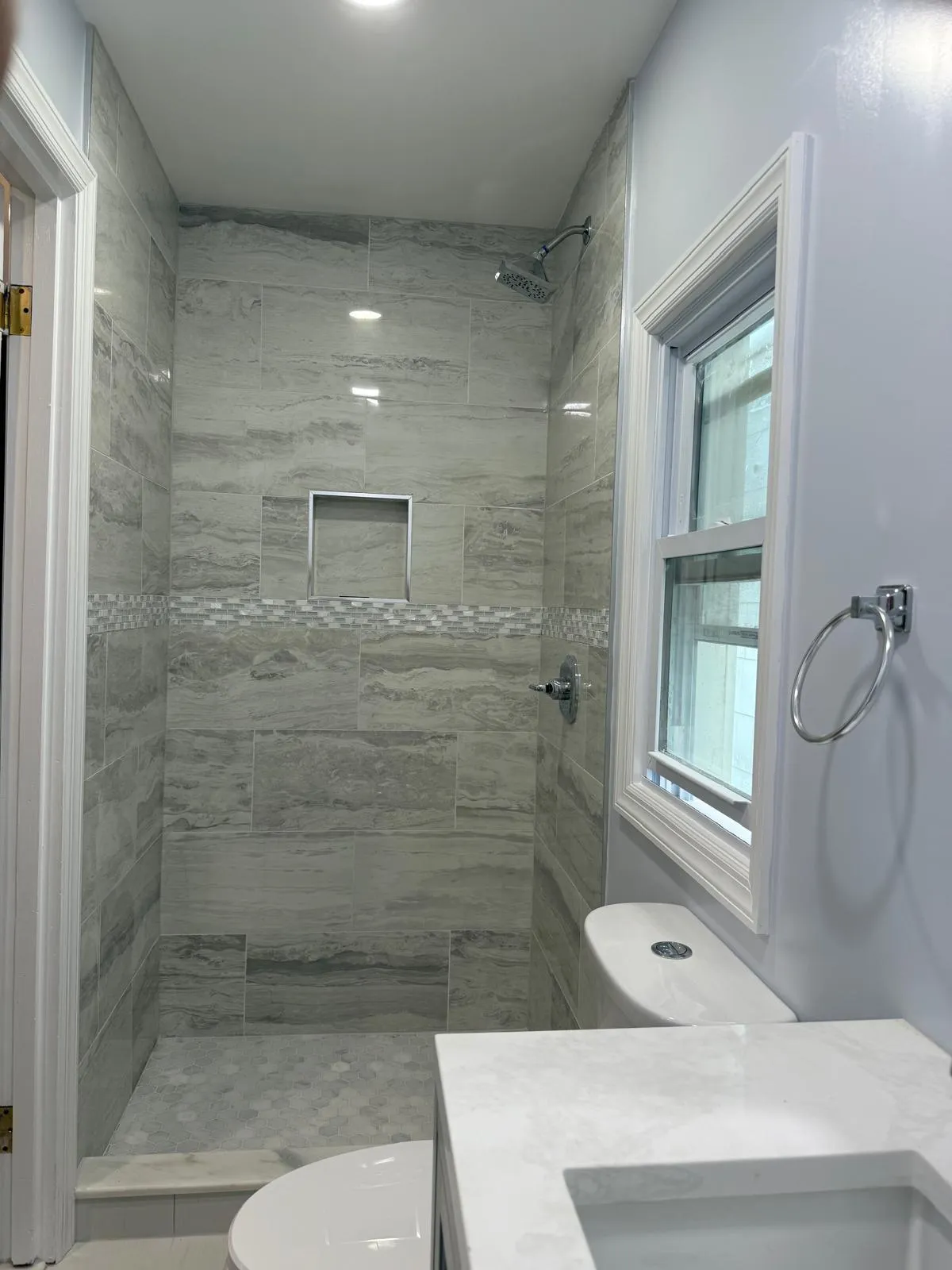 Gallery image 0