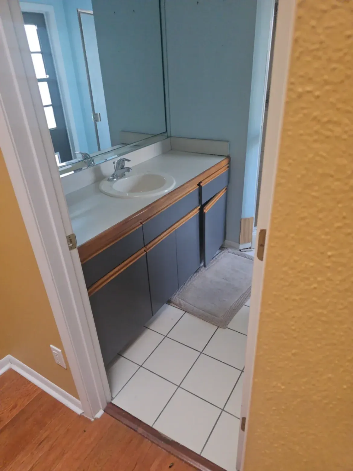 Gallery image 0