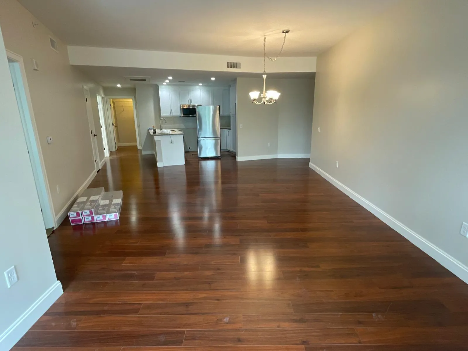 Gallery image 0