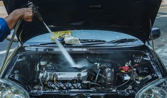 Engine washing services