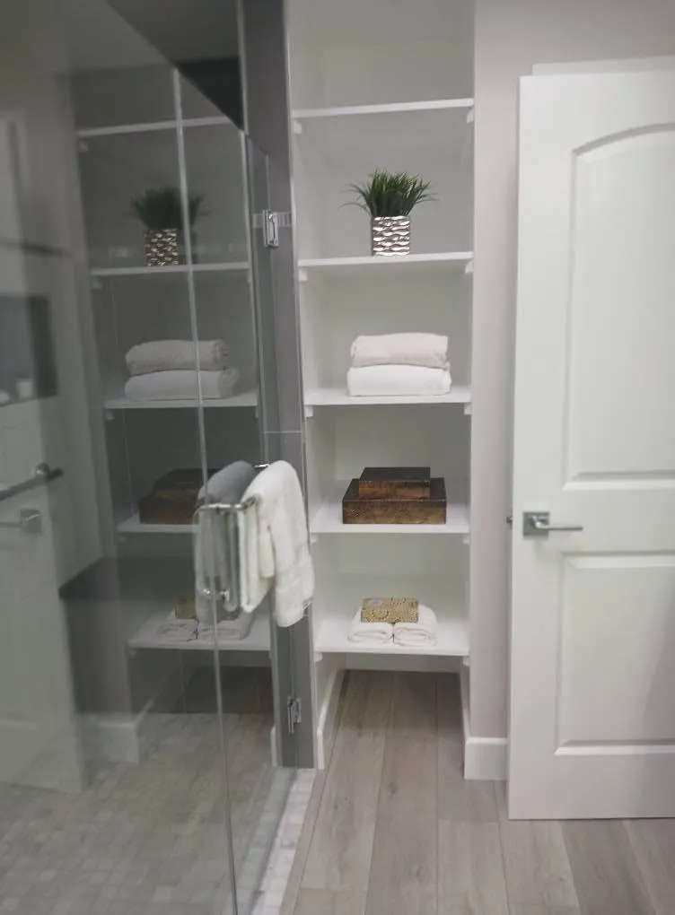 Gallery image 198