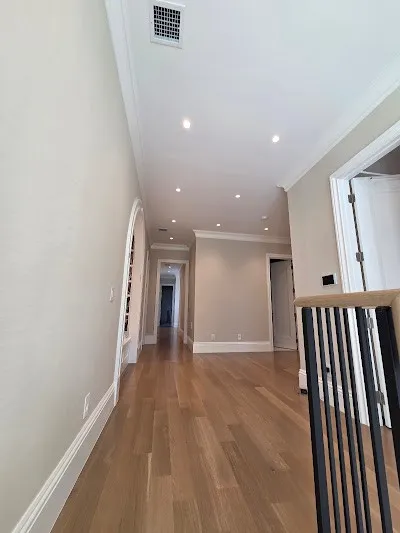 Gallery image 18
