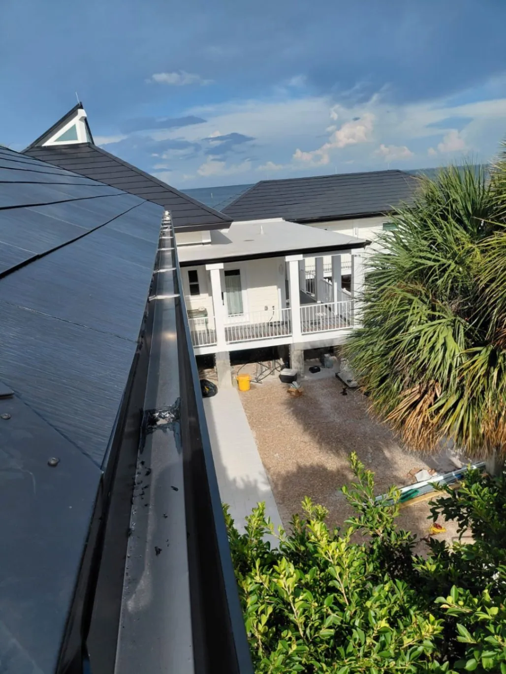 Services Gutter Installation and Repair