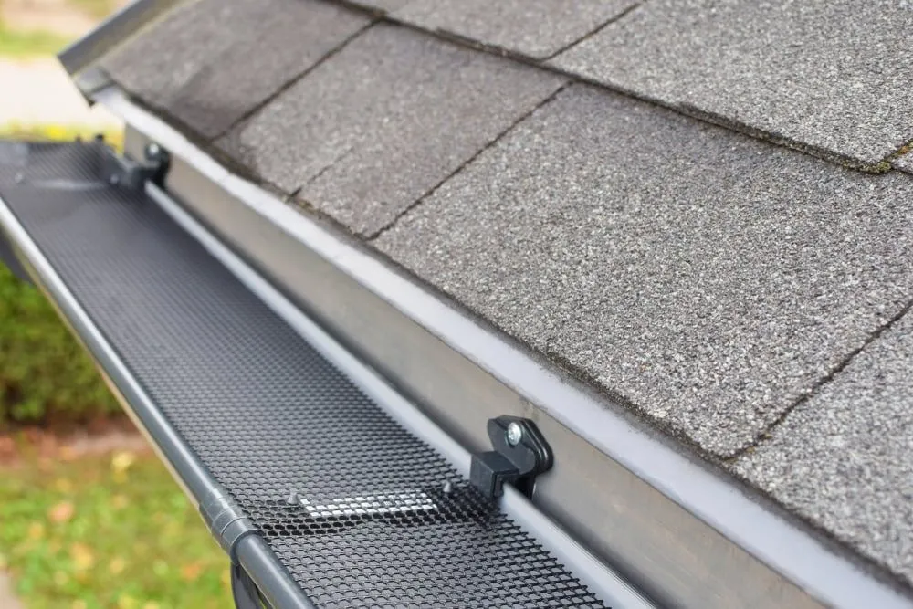 Leaf guard installation