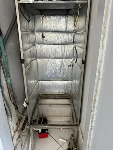 Contat Image