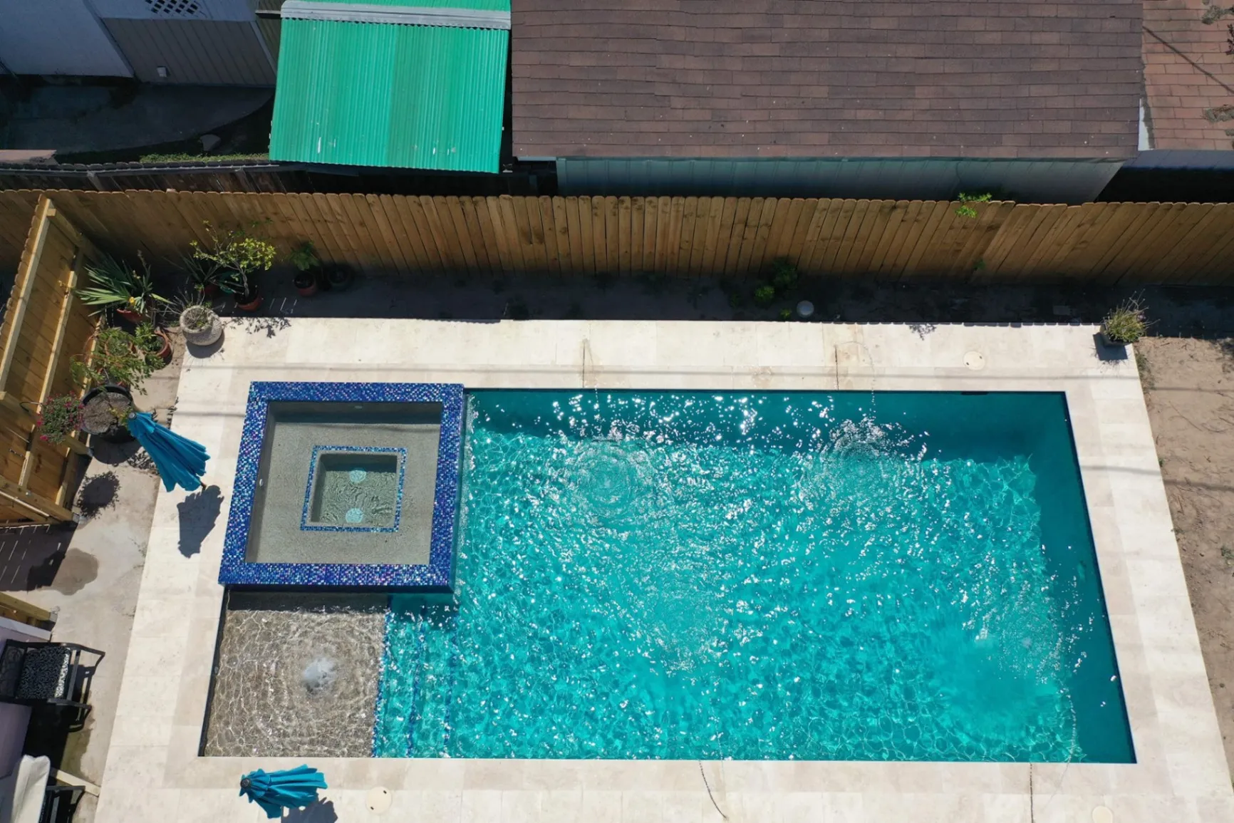 pool remodeling and maintenance