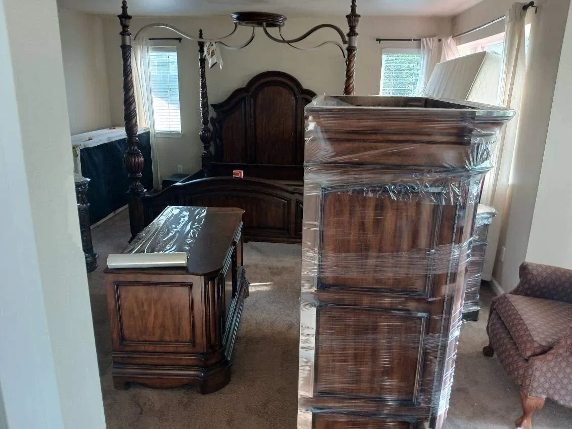 Gallery image 14
