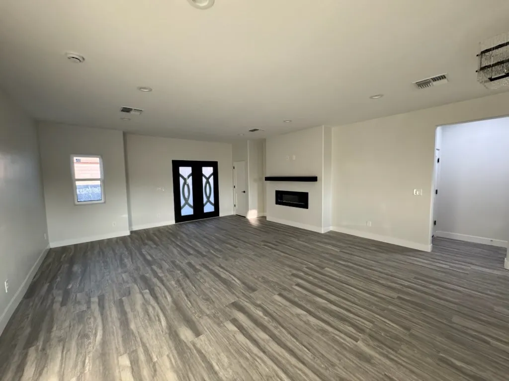 Gallery image 11