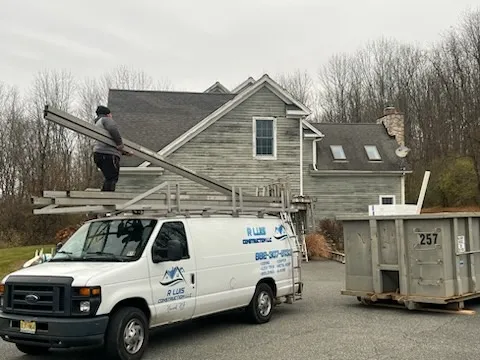 R Luis Construction LLC