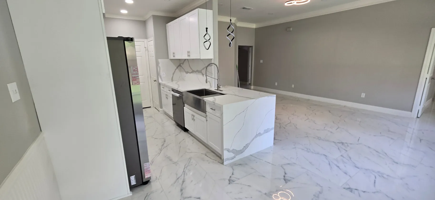 Gallery image 12
